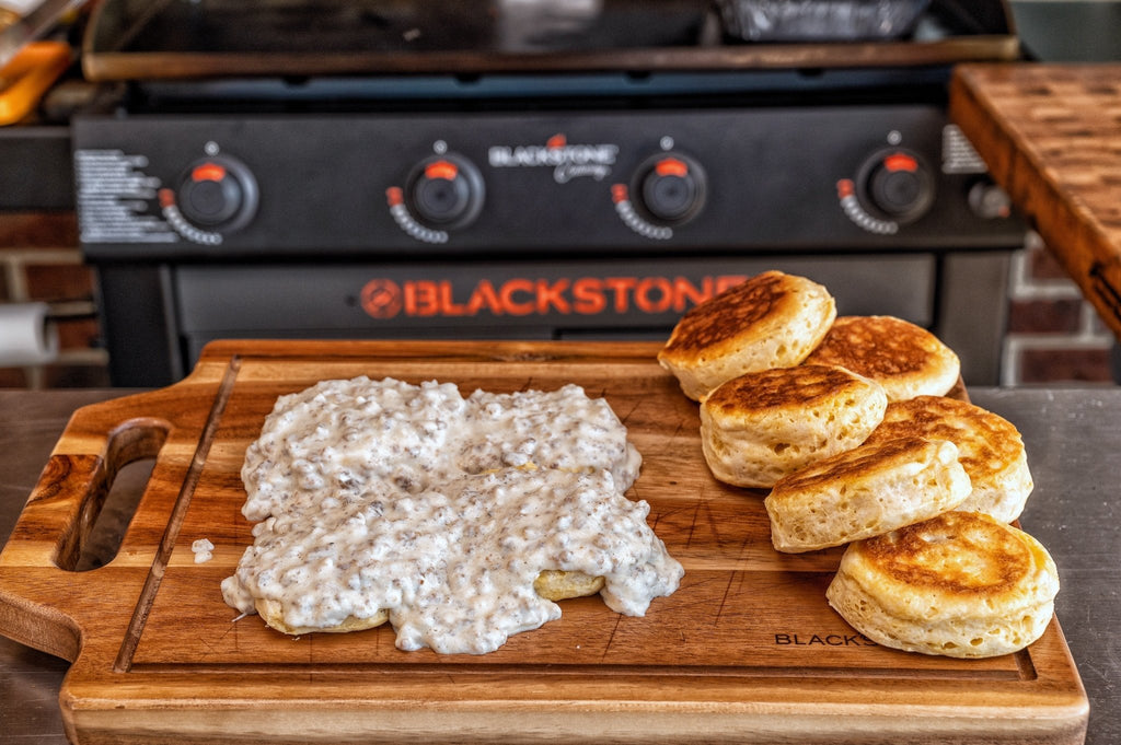Sausage Gravy and Biscuits



&ndash; Blackstone Products