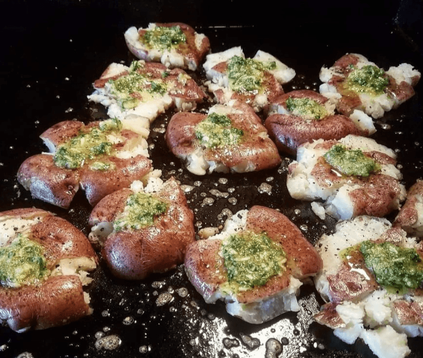 Smashed Potatoes on the Blackstone



&ndash; Blackstone Products