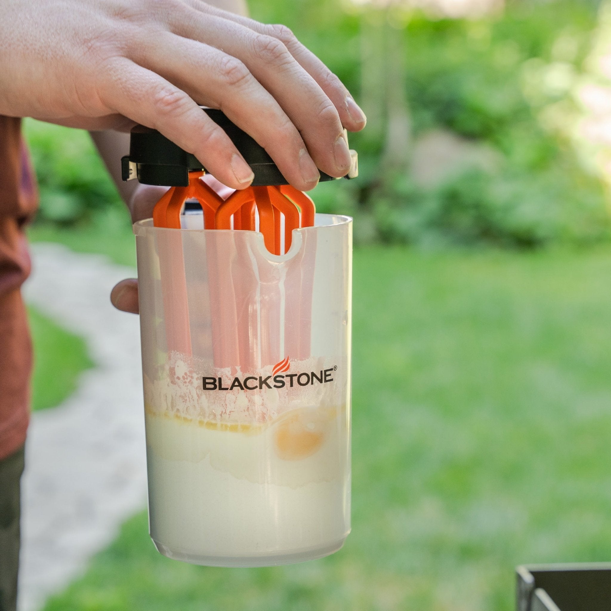 Stir & Pour Mixer - Blackstone Products