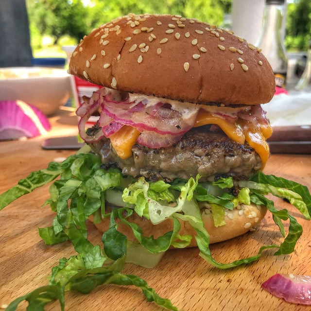 Bacon Cheese Burger with Coriander Pickled Red Onions & Smoky Mayo - Blackstone Products
