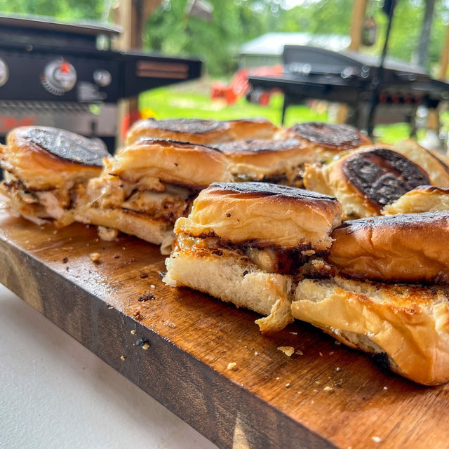 Cajun Chicken Sliders - Blackstone Products
