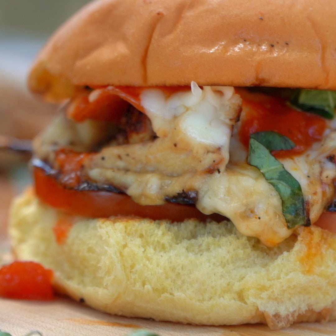 Chicken Parmesan Ranch Sandwich - Blackstone Products