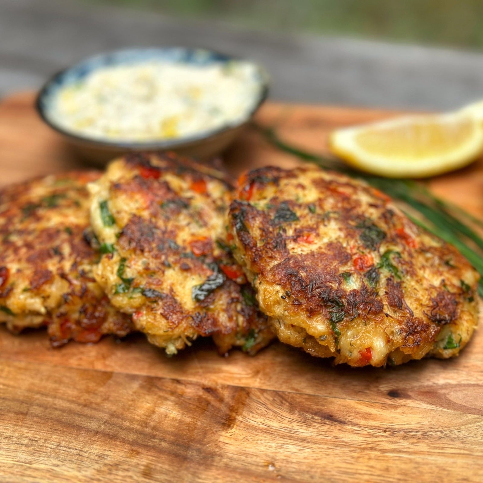 Crab Cakes with Lemon Aioli - Blackstone Products