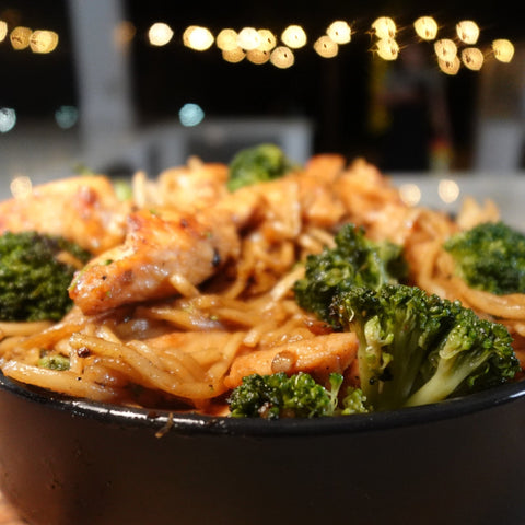 Garlic Chicken Lo Mein