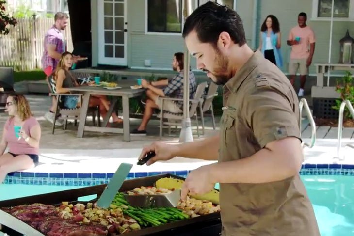 How to Throw the Best Pool Party Cookout - Blackstone Products