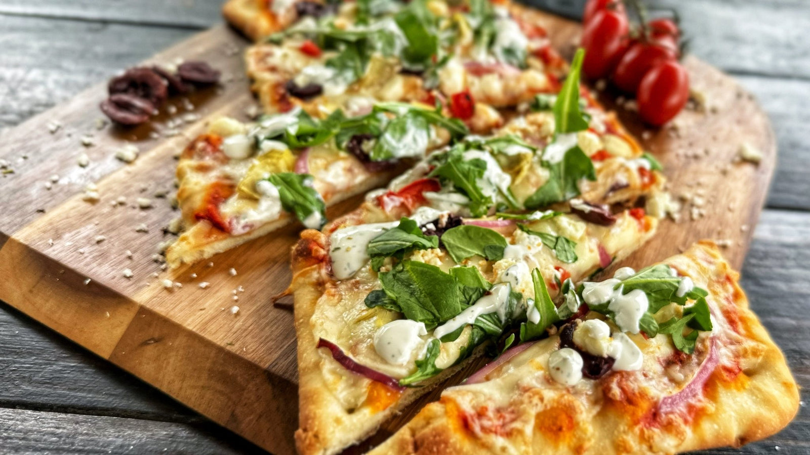Mediterranean Flatbread Pizza - Blackstone Products