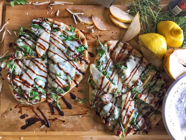 Steak, Arugula, Pear &amp; Balsamic Flatbread - Blackstone Products