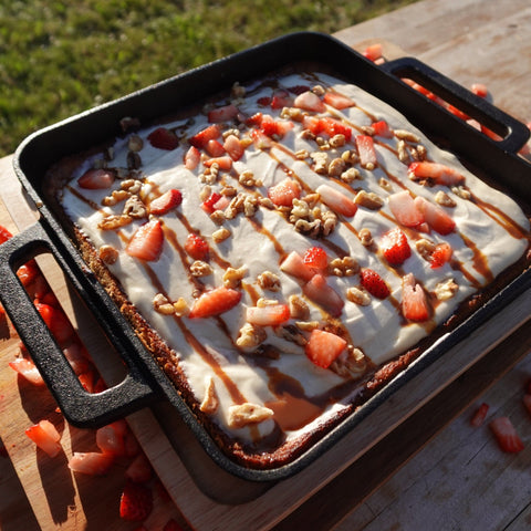 Strawberry Cheesecake Cookie Pizza