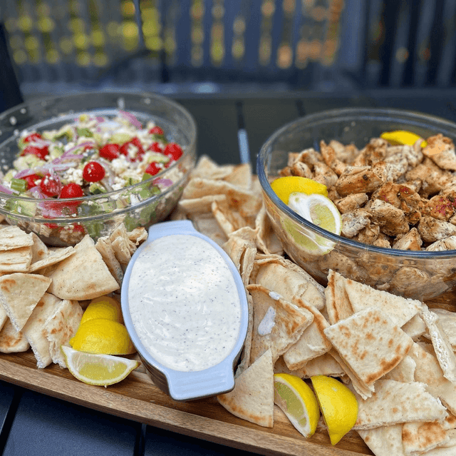 White BBQ Sauce Chicken Party Platter - Blackstone Products