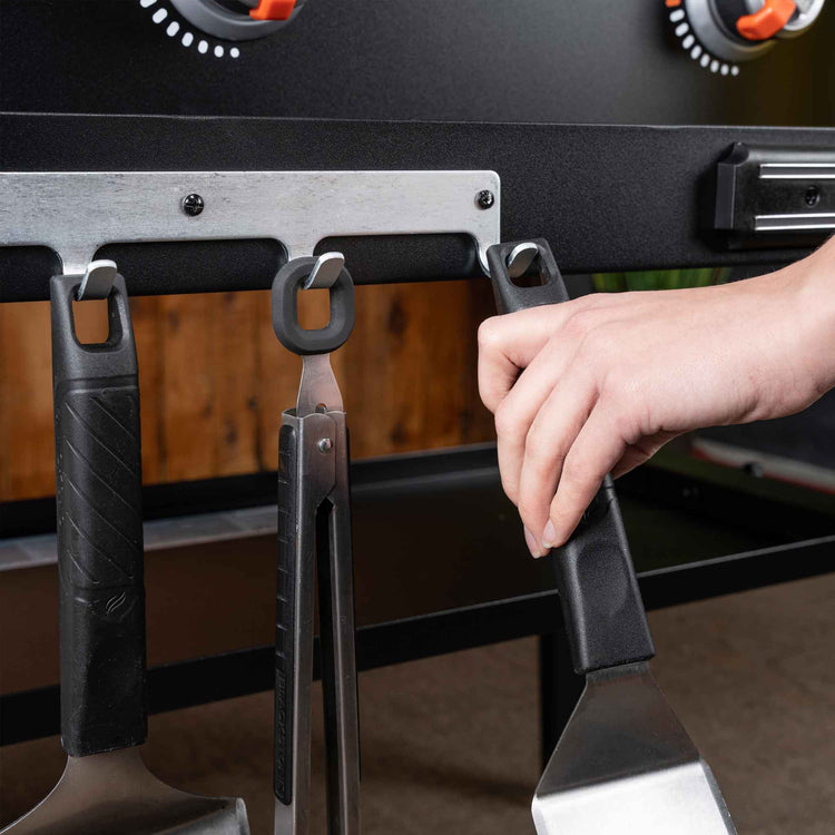 28" Griddle W/Hood & Front Shelf Bundle - Blackstone Products