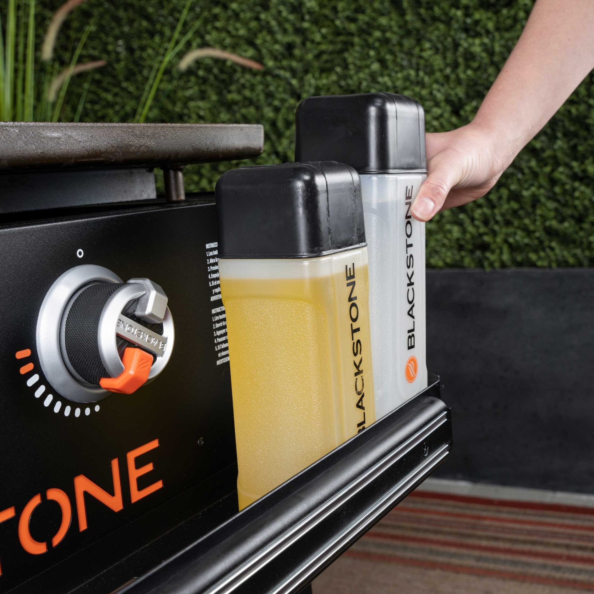 28 inch griddle with hood and front shelf - Blackstone Products