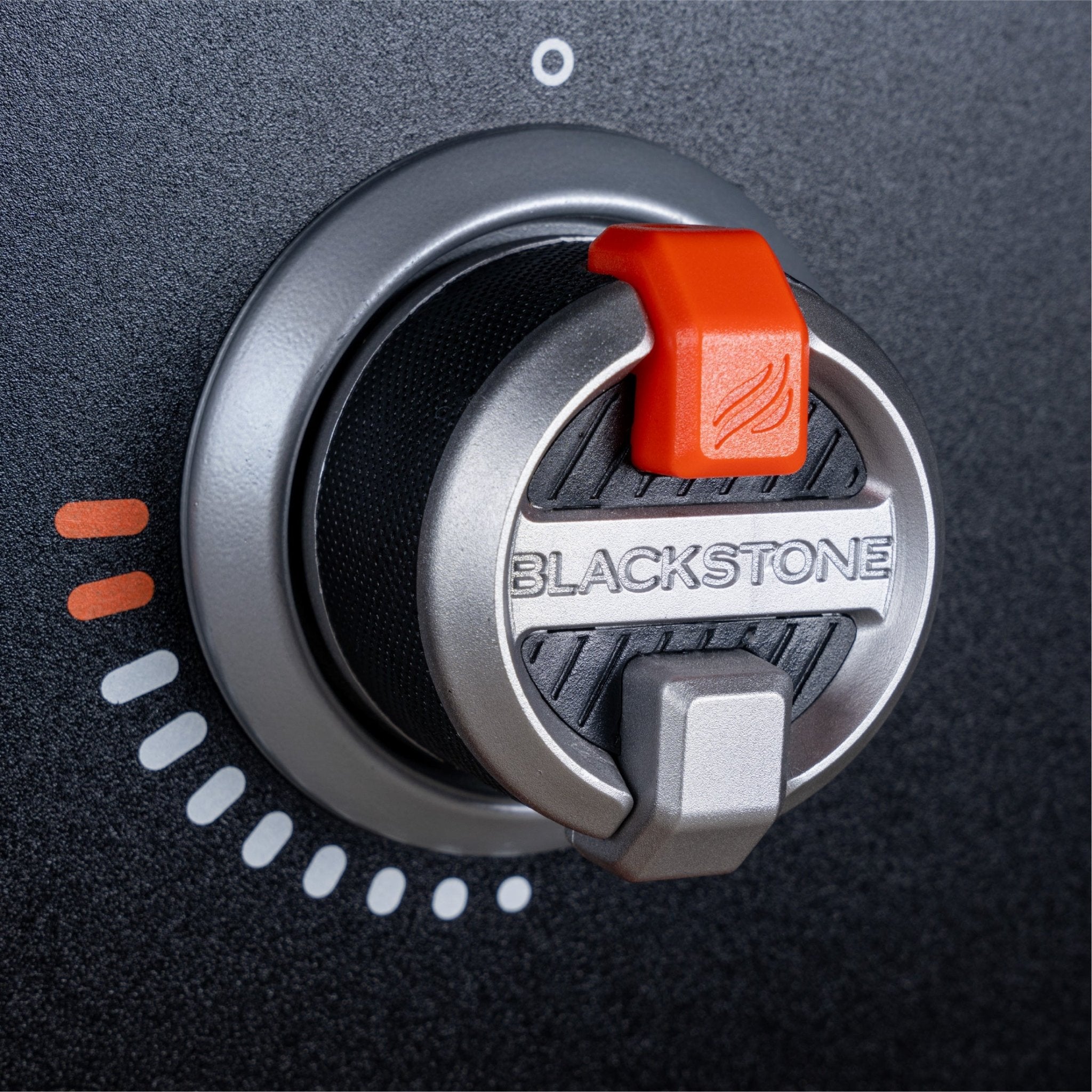 28” Omnivore Griddle with Hard Cover - 28