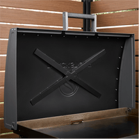 The reinforced 'X' brace hood protects your griddle plate from the elements, so you can cook time and time again. 