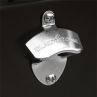 The built-in bottle opener makes it easy to entertain. 