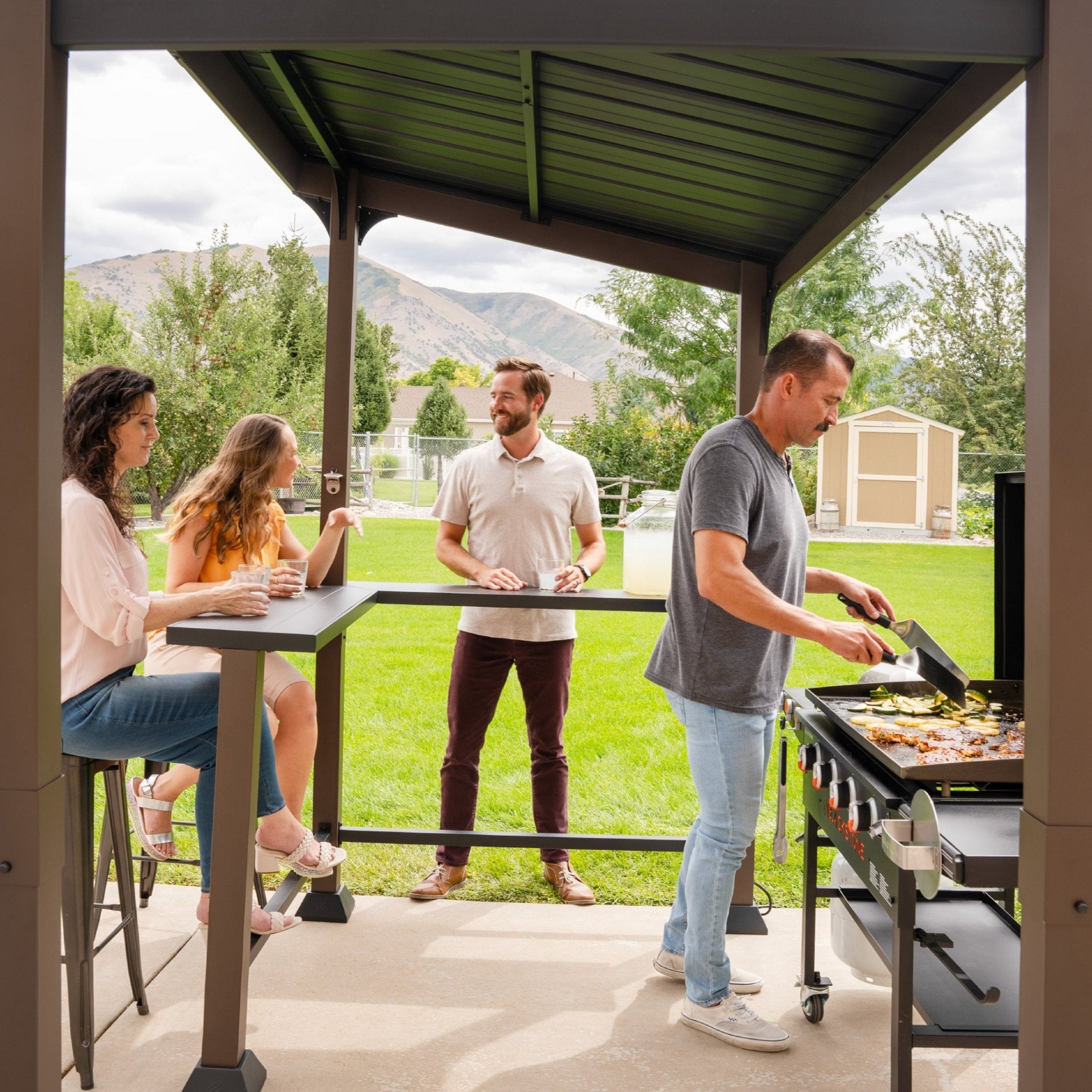 5’ x 8’ Bar and Griddle Pavilion - | Blackstone Products