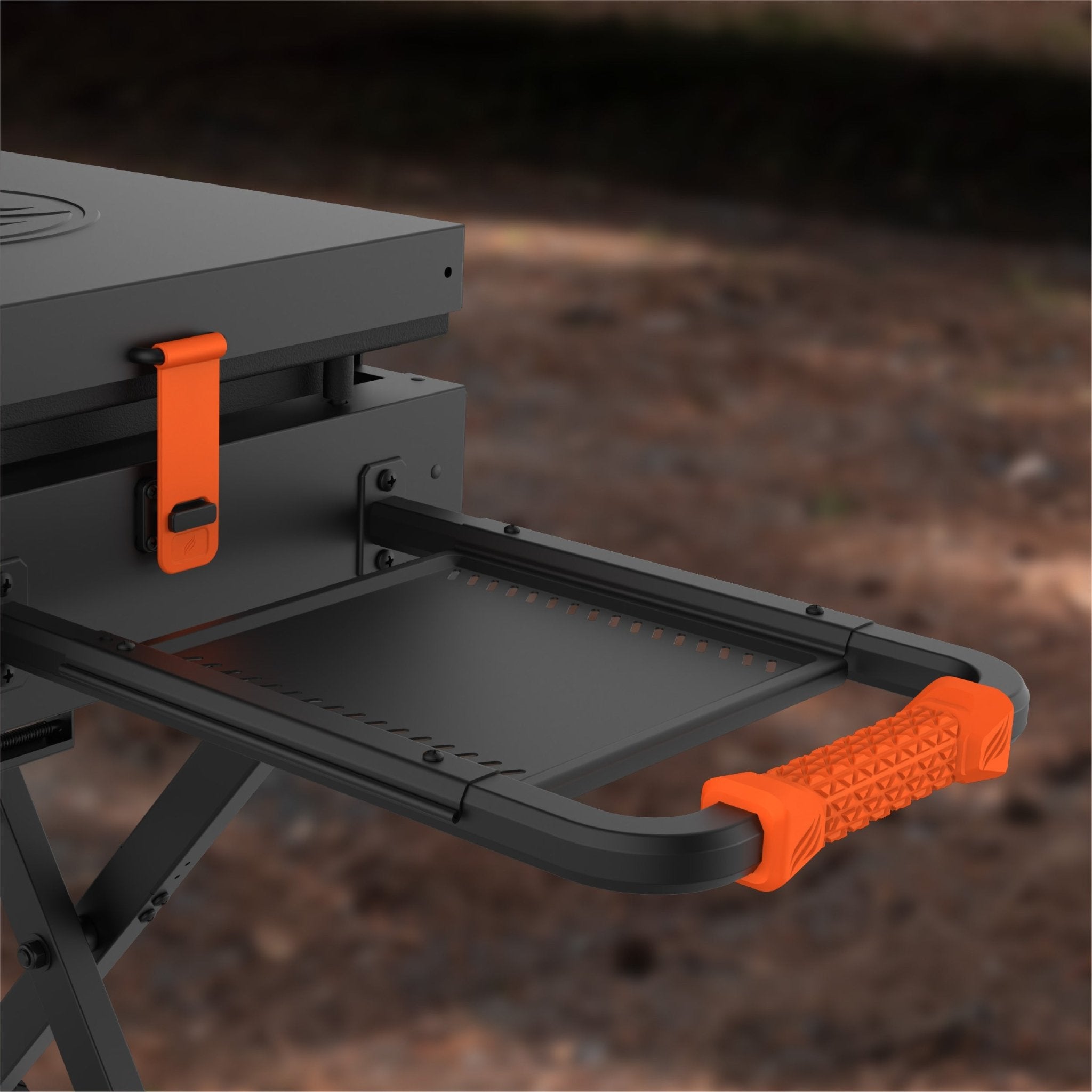 Adventure Ready 17in Griddle with Flexfold Legs - 17