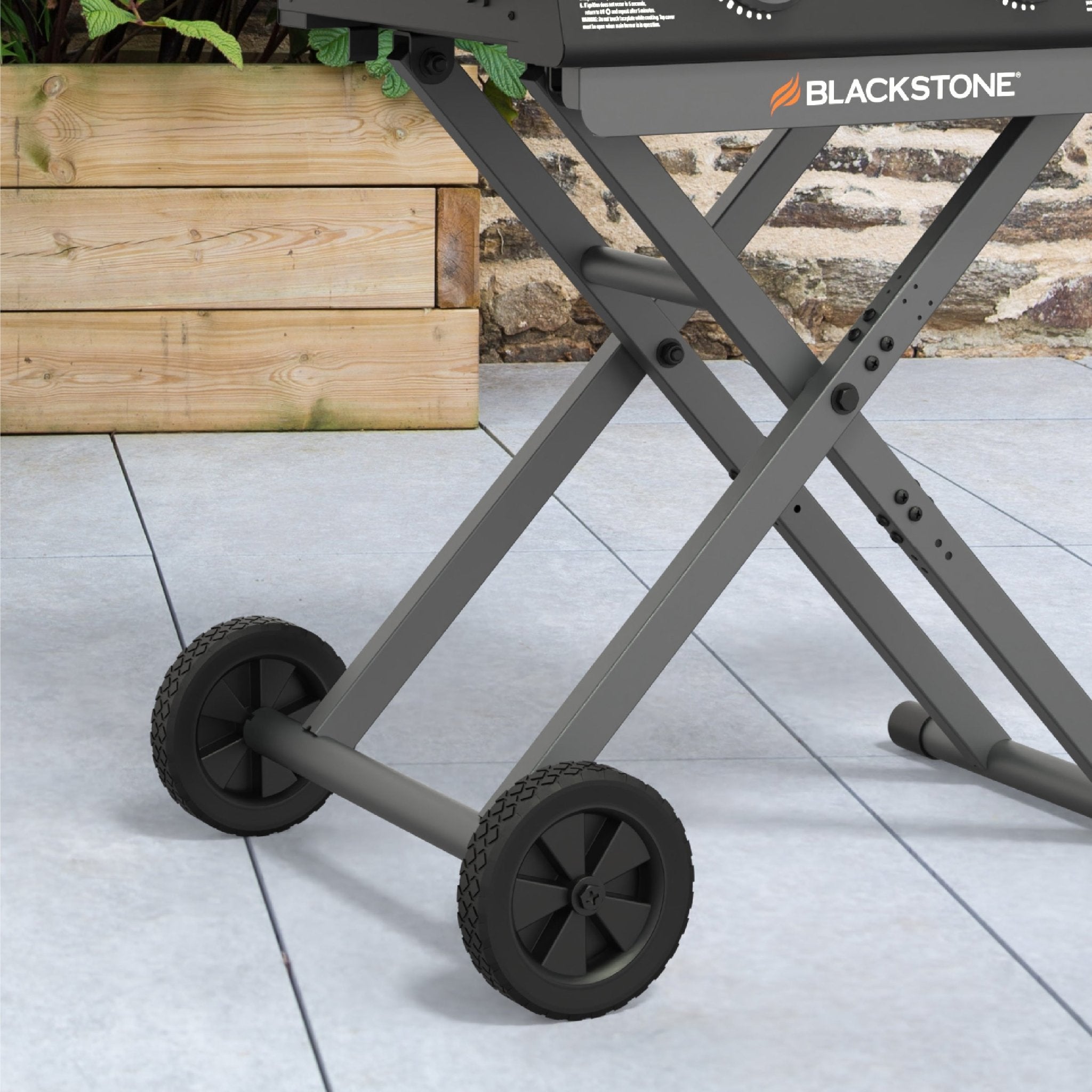 COLLAGE GALLARDAGUILLERMO ブラック トップス Fサイズ Culinary 22” Griddle with Flexfold Legs – Blackstone Products