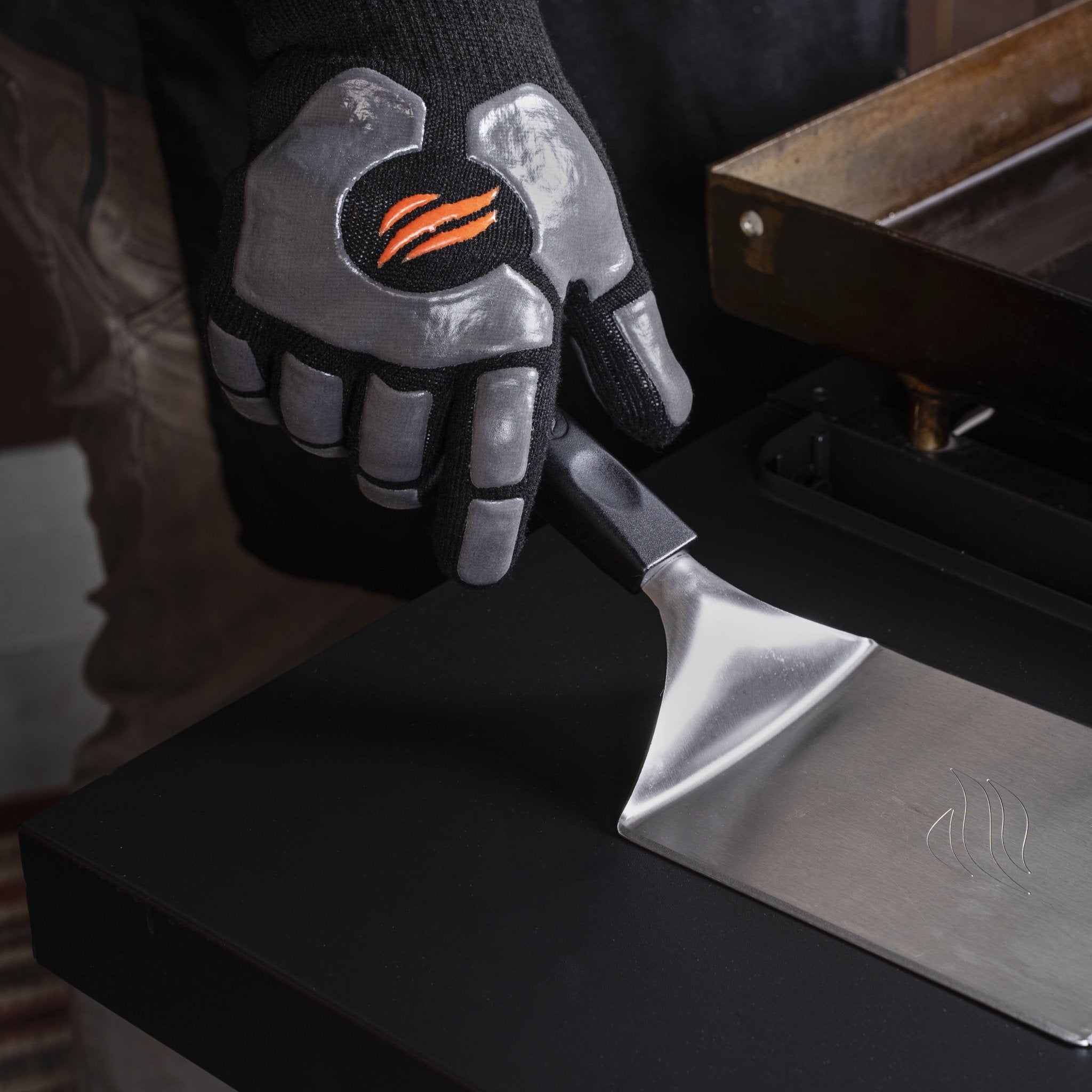 Blackstone griddle air fryer safety gloves heat resistant surface