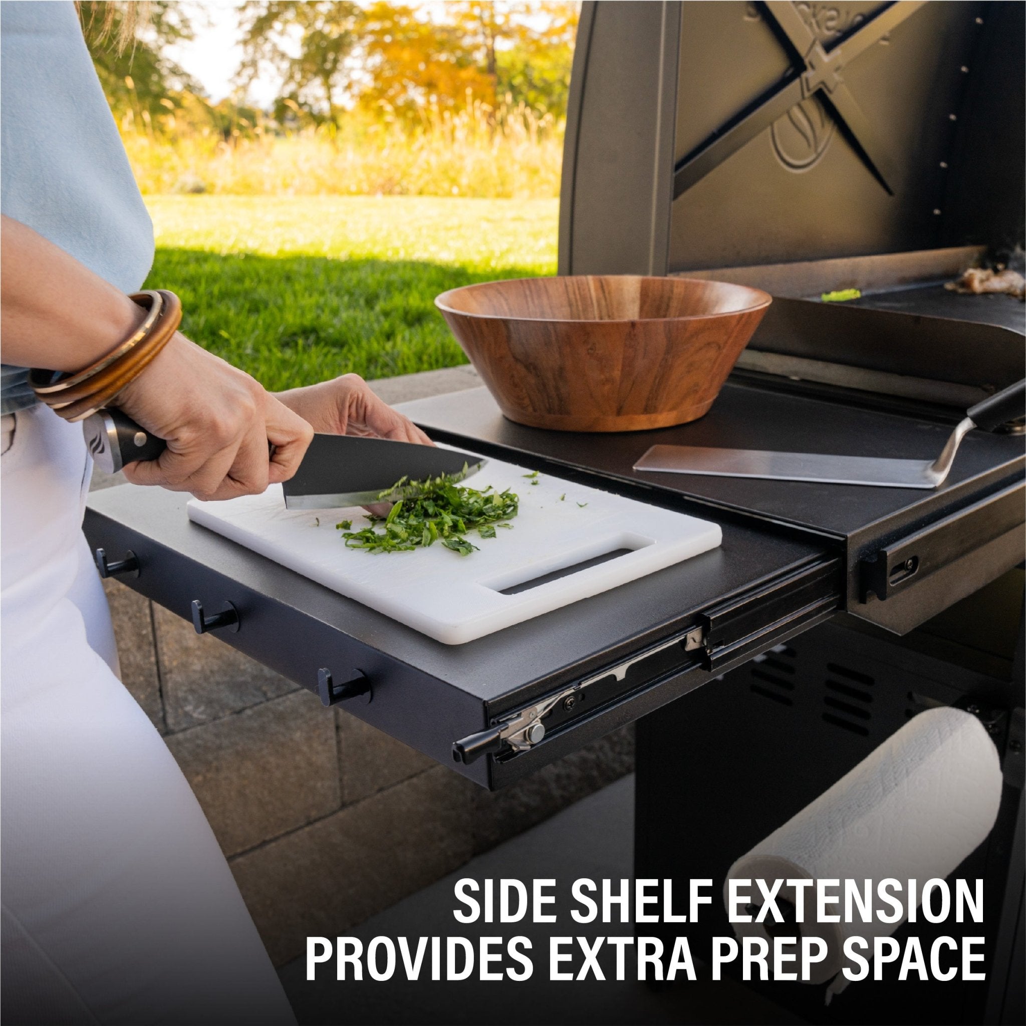 The side shelf extension provides extra prep space. 