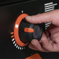 The easy-to-use control knobs and electric push-button ignition ensures easy and convenient starting every time. 