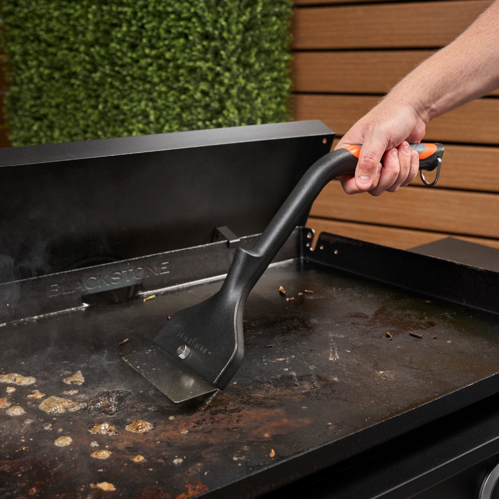 Pro Series Heavy Duty Scraper - Cleaning & Care | Blackstone Products