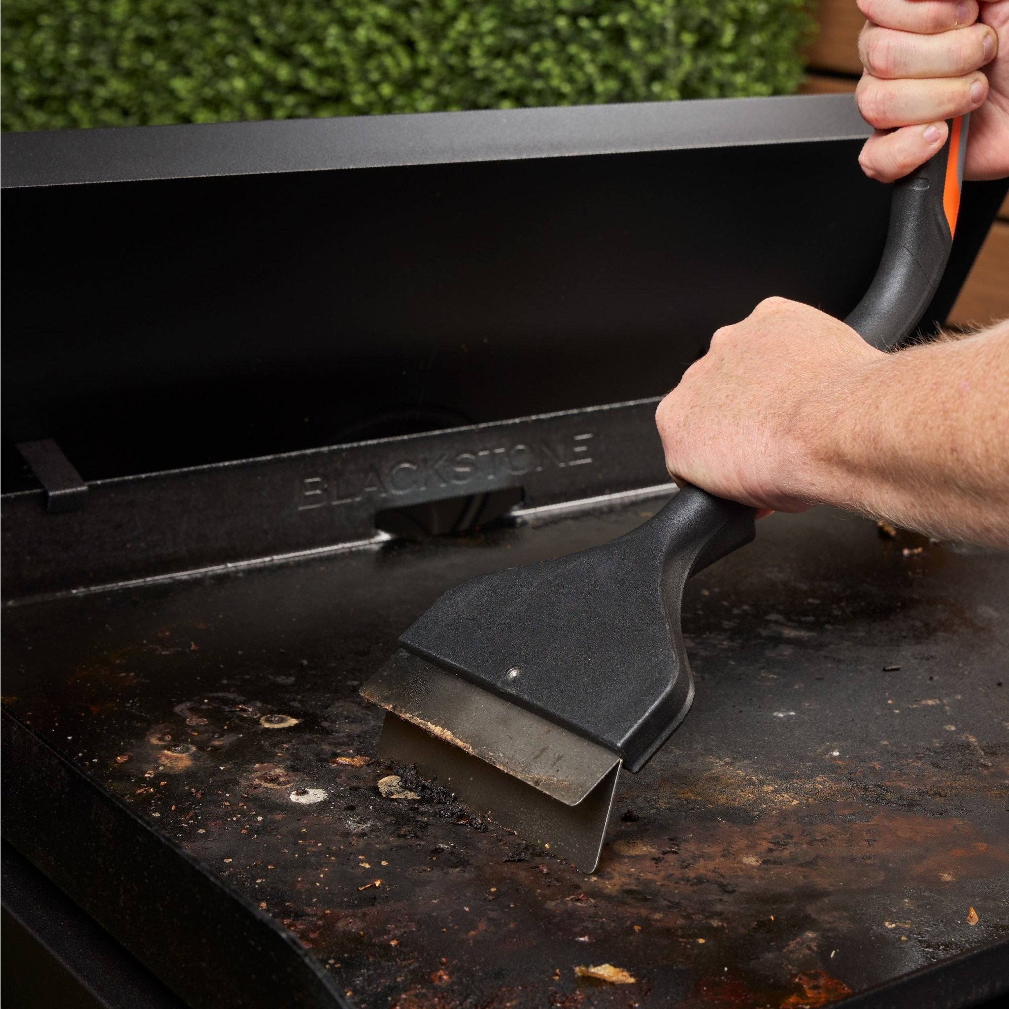 Pro Series Heavy Duty Scraper - Cleaning & Care | Blackstone Products