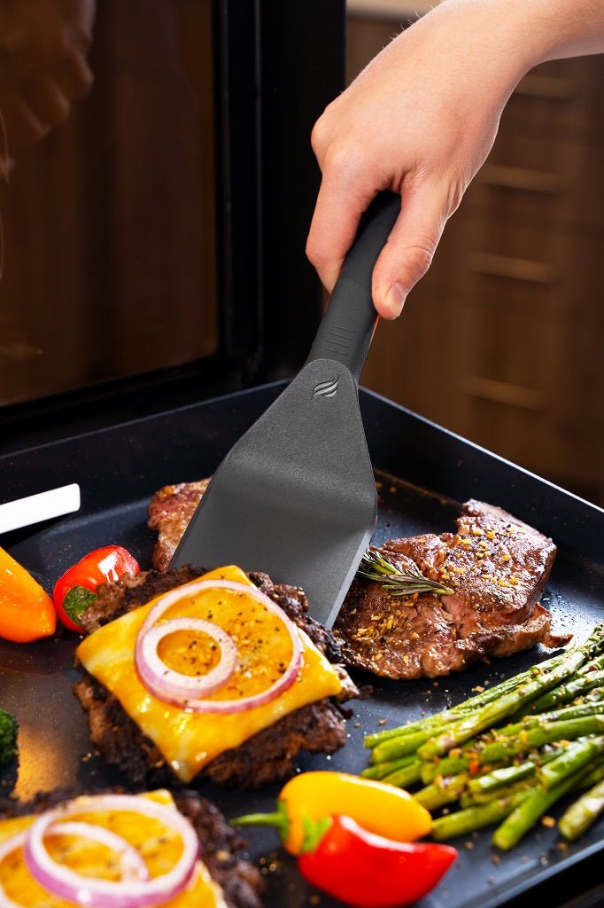 Shop Blackstone 17 Electric Griddle with Grill Tools and Utensils at