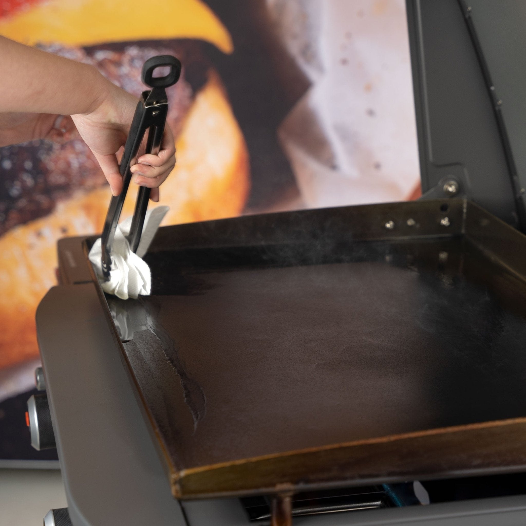 Blackstone Griddle Seasoning & Cast Iron Conditioner: BBQ-Authority