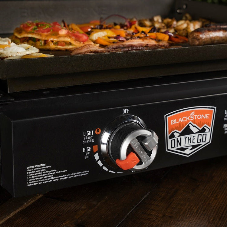 22" On The Go Griddle w/Hood - Blackstone Products