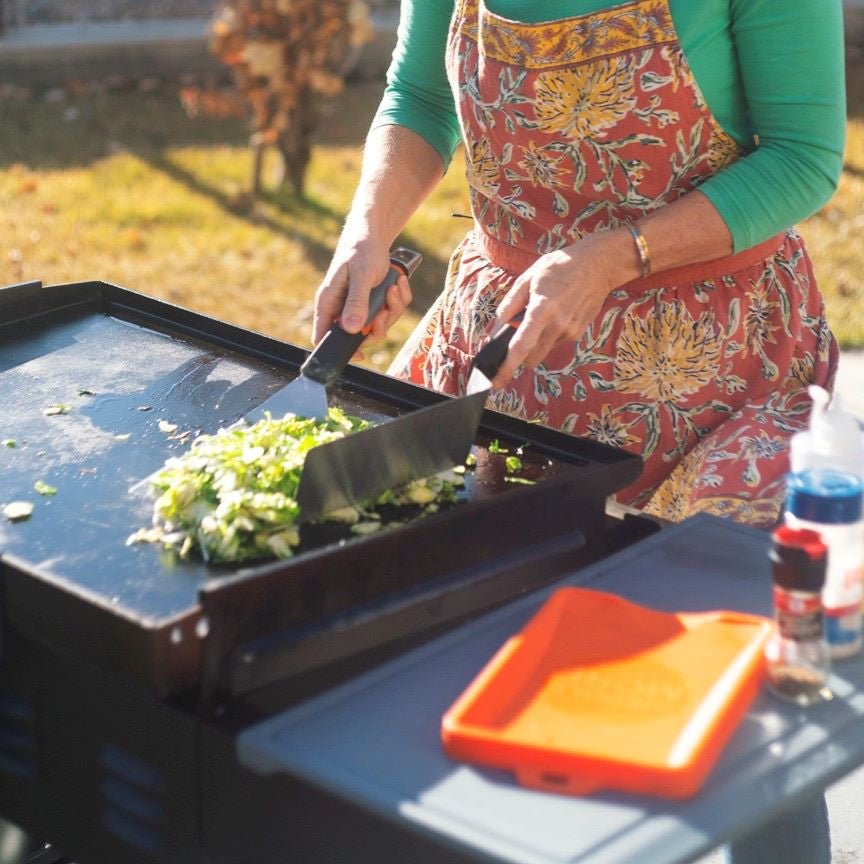 Tapis de cuisson en silicone de 91,4 cm pour barbecue Blackstone avec  revêtement en silicone, kit d'accessoires Blackstone, tapis d'accessoires  de barbecue de qualité alimentaire pour toutes les saisons : :  Terrasse
